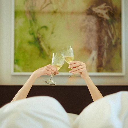 Nin&Bau Sarri 2 Hotel Athens Ngoại thất bức ảnh